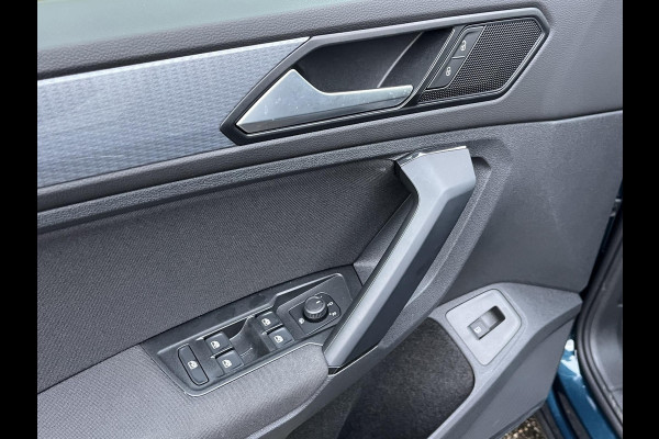 Volkswagen Tiguan 1.4 eHybrid OPF DSG Life 24.000KM!!| SUPER COMPLETE AUTO| DIG. DASH| STOEL + STUURVERWARMING| CARPLAY | NET ONDERHOUD GEHAD, RIJKLAAR INCL 12 MND. BOVAG GARANTIE|