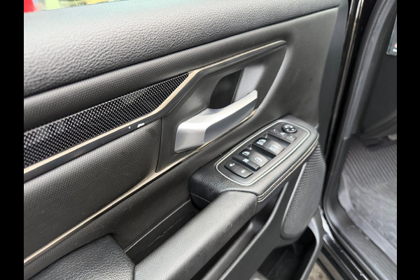 Dodge Ram 1500 5.7 Hemi V8 4x4 Crew Cab Longhorn ACC / Panorama / 360° Camera