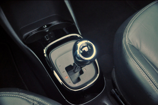 Peugeot 108 1.0 e-VTi Allure TOP! Automaat | Lederen bekl. | Camera | Climate Control |