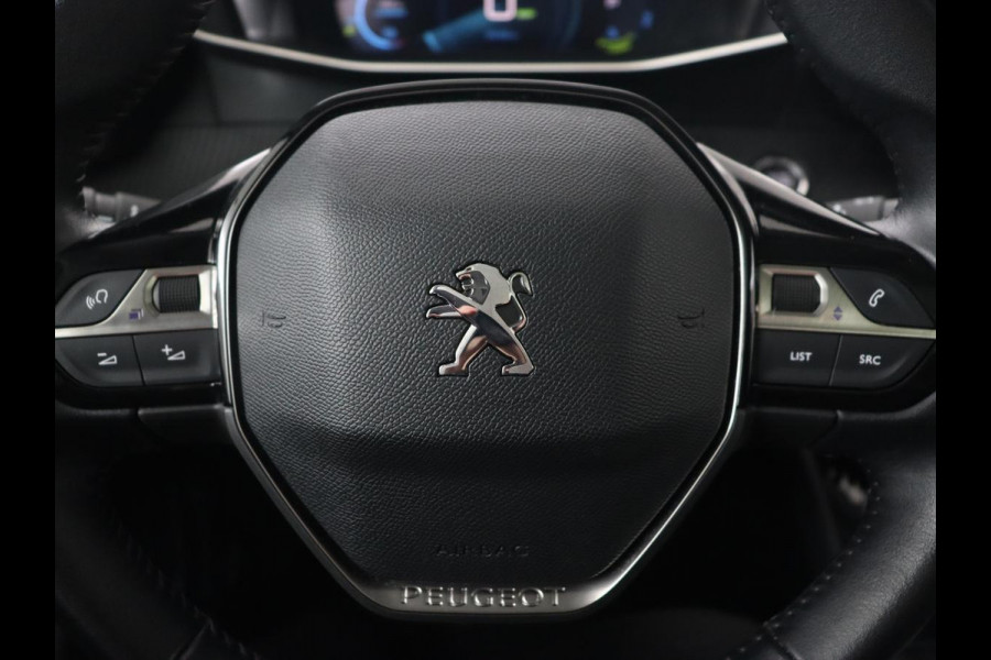 Peugeot e-2008 EV Allure 50 kWh | 3 Fase | Panoramadak | Adaptive cruise | Keyless | Camera | Carplay | Half leder | Navigatie