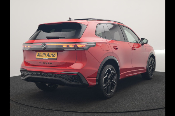 Volkswagen Tiguan 1.4 TSI eHybrid R-Line Business Plug In Hybrid 272pk Dealer O.H. PHEV | Trekhaak Af Fabriek | Panodak | Lederen Sportstoelen Massage & Memory & Ventilatie | 20"L.M | 360 Camera | Harman&Kardon | Adaptive Cruise | Stuur Verwarmd | IQ Light |