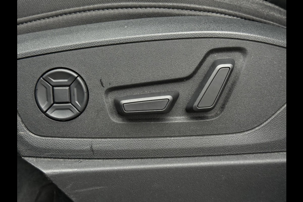 Audi e-tron Sportback 55 quattro Business edition 95 kWh | Navi | Carplay | LED | Memory |