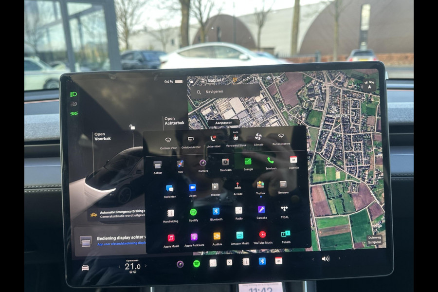 Tesla Model Y Premium Long Range AWD 75 kWh NIEUWE AUTO / DIRECT LEVERBAAR | AUTOPILOT| VOLLEDIGE TESLA GARANTIE T/M 08/2029 OF 80.000KM| DE HOOGVOLTACCU EN AANDRIJFLIJN TOT 2033 of 192.000KM |