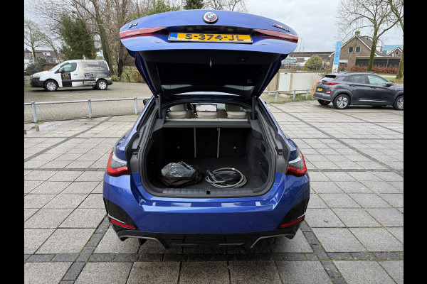 BMW i4 M50 84 kWh | Camera | Leder | Carplay |