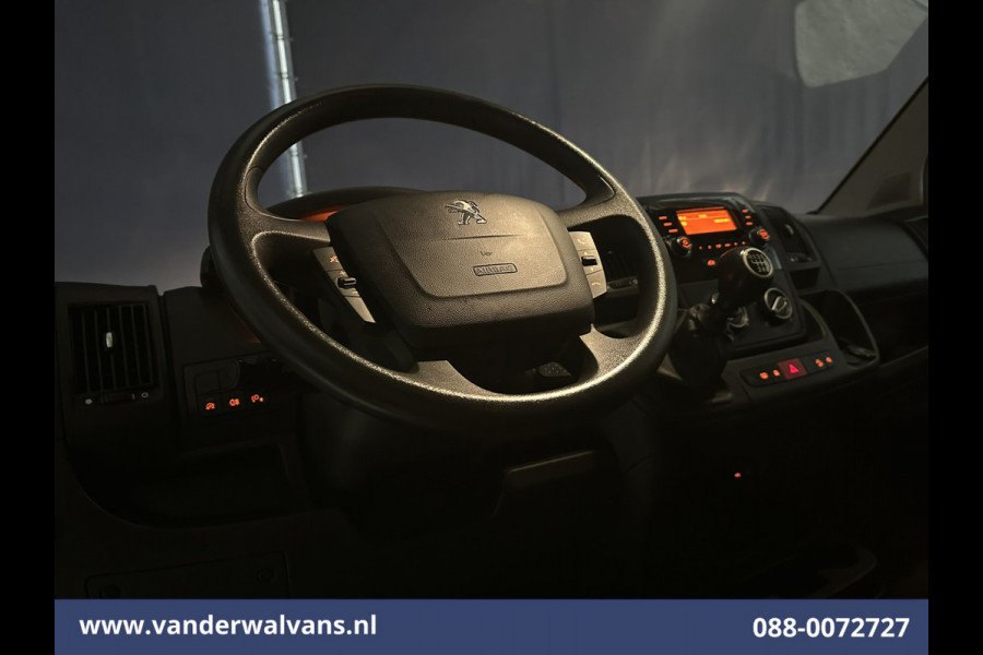 Citroën Jumper 2.2 BlueHDi 141pk Bakwagen Laadklep Euro6 Airco | 955kg laadvermogen | Cruisecontrol Bijrijdersbank.