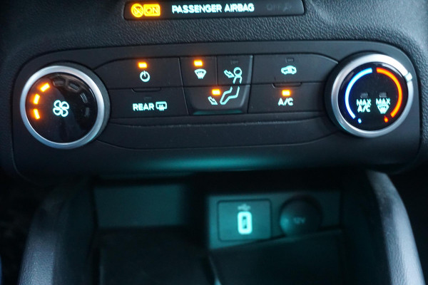 Ford FOCUS Wagon 1.0 EcoBoost 125PK Hybrid Business/Camera/ December 2020/Rijklaarprijs.