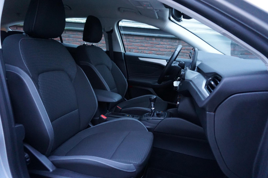 Ford FOCUS Wagon 1.0 EcoBoost 125PK Hybrid Business/Camera/ December 2020/Rijklaarprijs.