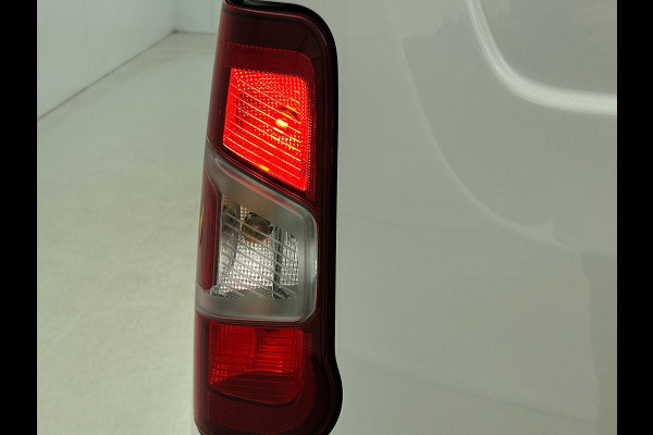 Opel Combo 1.5 BlueHDi 130 S&S L2 Apple Carplay / Android Auto Navigatie Trekhaak Airco Camera Cruise Control Parkeersensoren V+A DAB