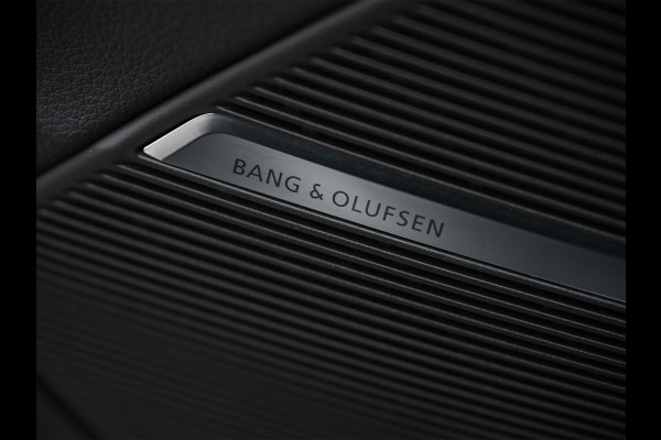 Audi Q8 55 TFSI e quattro Pro Line S · Panoramadak · RS Seats · Ambiance interieur · B&O Sound · 360 Camera · Adaptive Cruise · Soft Clo