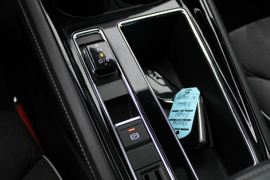 Škoda ENYAQ iV 80 Sportline SOh 90% PANO LEER SFEER TREKHAAK 158000KM!!!