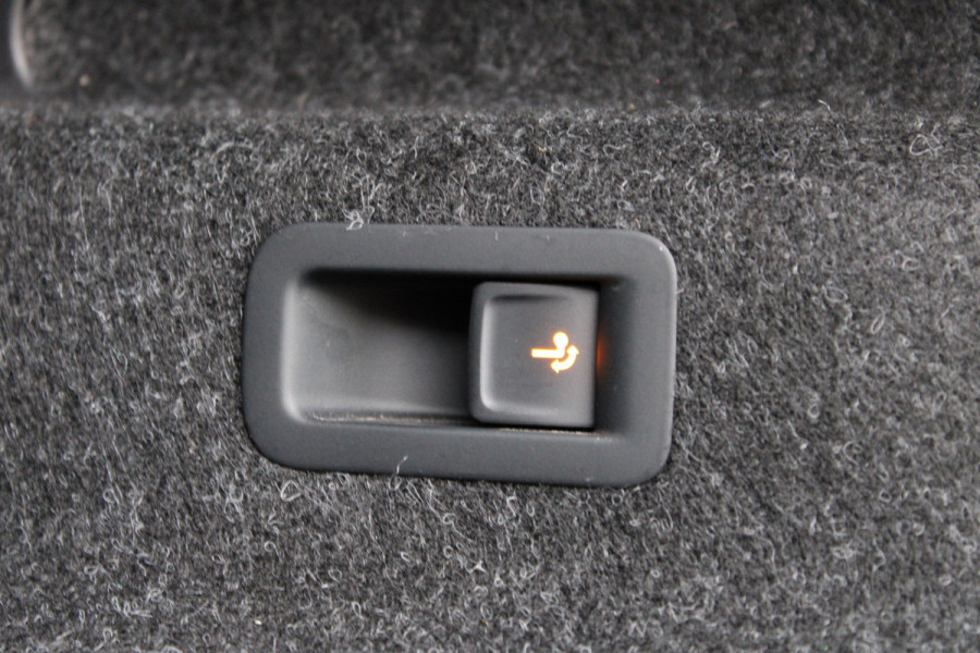 Škoda ENYAQ iV 80 Sportline SOh 90% PANO LEER SFEER TREKHAAK 158000KM!!!