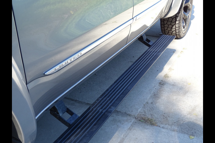 Dodge Ram 1500 5.7 V8 4x4 Crew Cab Limited