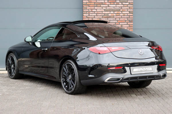 Mercedes-Benz CLE Coupé 200 AMG Line | Distronic | Memory | Burmester | Panoramadak | HUD | Digital Light | Verwarmd Stuurwiel | Surround Camera | Keyless Go | Nightpakket |