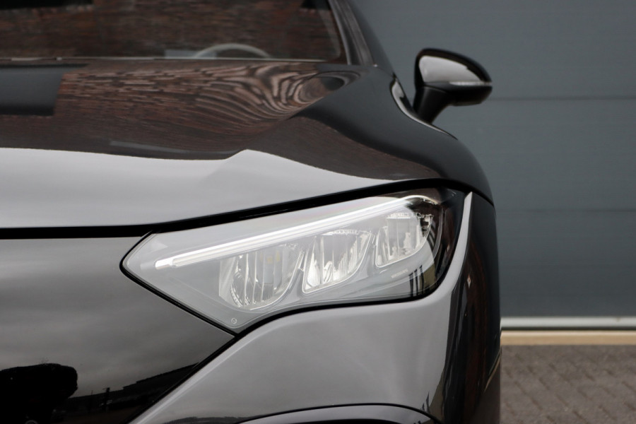 Mercedes-Benz EQE 350+ AMG Line 91 kWh | Panoramadak | Distronic | Rijassistentiepakket | Memory | Leder | Camera | Stoelverwarming V+A | Keyless Go | Nightpakket |