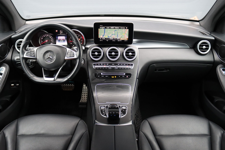 Mercedes-Benz GLC Coupé 250 4MATIC AMG Line | Trekhaak | Camera | Dodehoekassistent | Leder | Sfeerverlichting | Cruise Control | Nightpakket | Stoelverwarming |