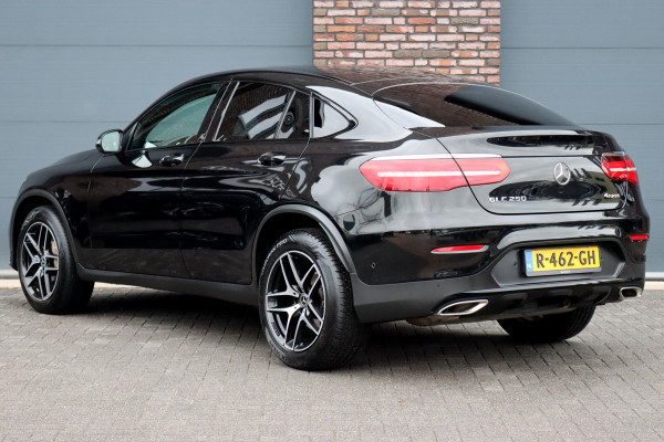 Mercedes-Benz GLC Coupé 250 4MATIC AMG Line | Trekhaak | Camera | Dodehoekassistent | Leder | Sfeerverlichting | Cruise Control | Nightpakket | Stoelverwarming |