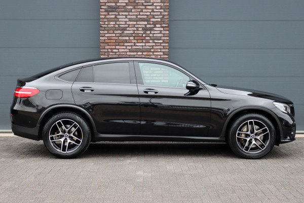 Mercedes-Benz GLC Coupé 250 4MATIC AMG Line | Trekhaak | Camera | Dodehoekassistent | Leder | Sfeerverlichting | Cruise Control | Nightpakket | Stoelverwarming |