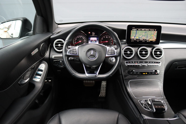 Mercedes-Benz GLC Coupé 250 4MATIC AMG Line | Trekhaak | Camera | Dodehoekassistent | Leder | Sfeerverlichting | Cruise Control | Nightpakket | Stoelverwarming |