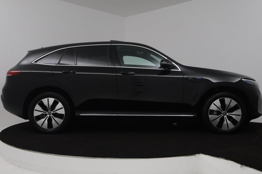Mercedes-Benz EQC 400 4MATIC Premium (SCHUIFDAK, CAMERA, STOELVERWARMING, SFEERVERLICHTING, GOED ONDERHOUDEN)