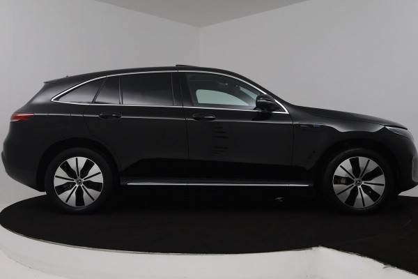 Mercedes-Benz EQC 400 4MATIC Premium (SCHUIFDAK, CAMERA, STOELVERWARMING, SFEERVERLICHTING, GOED ONDERHOUDEN)