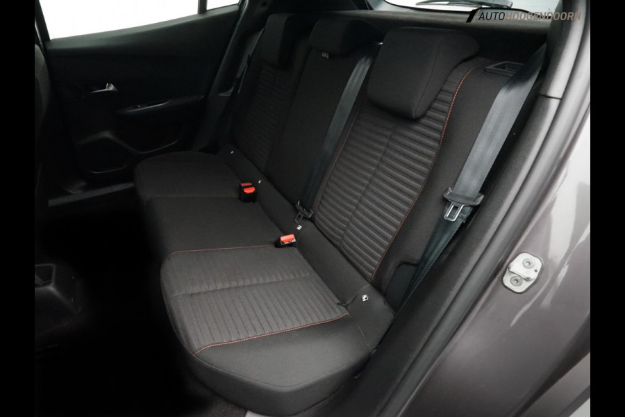 Peugeot 2008 1.2 PureTech Active Pack Luxe 130PK (APPLE CARPLAY,CRUISE,PARKEERSENSOREN,LM-VELGEN,LED VERLICHTING,TOPCONDITIE)