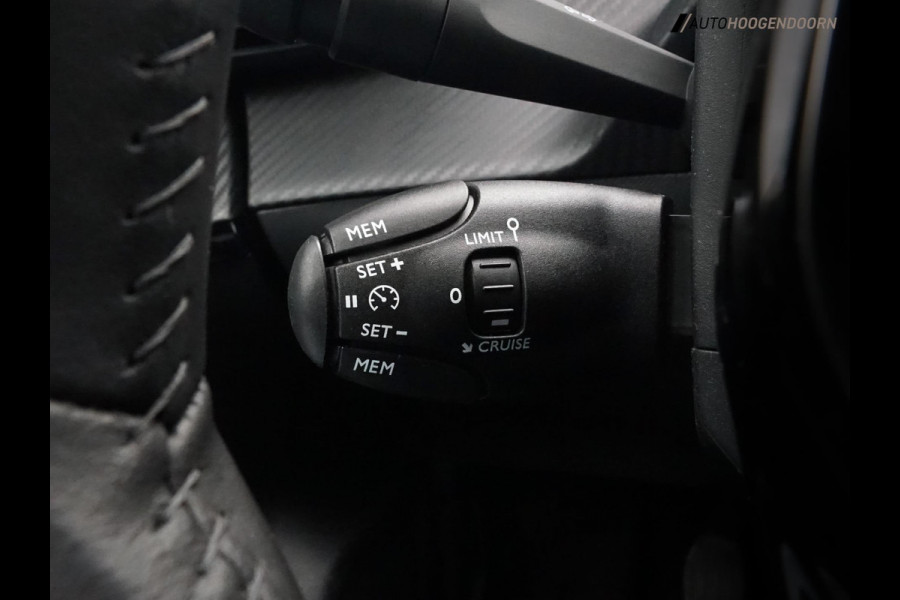 Peugeot 208 1.2 PureTech 100pk Active Sport (APPLE CARPLAY,CRUISE,PARKEERSENSOREN,LED,CLIMATE,SPORTSTOELEN,TOPCONDITIE)