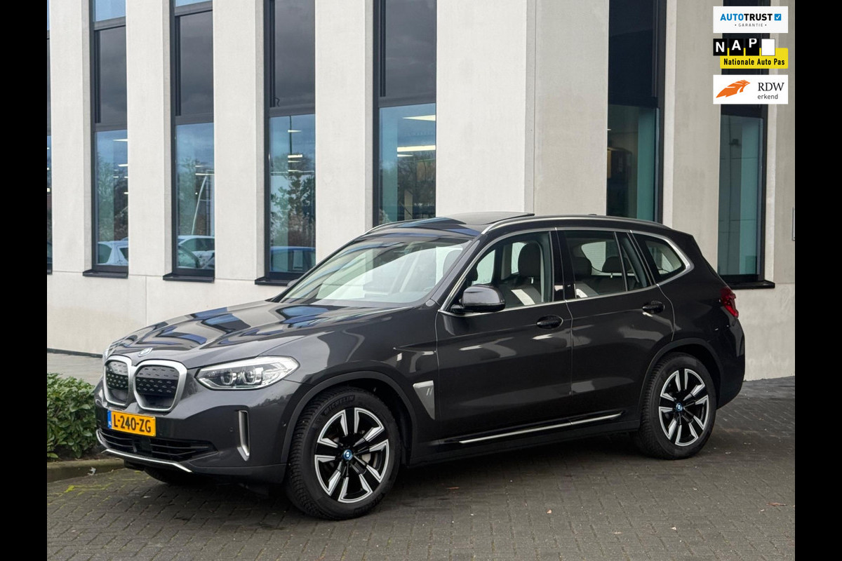 BMW iX3 Executive 80 kWh, SOH 97 procent, panoramadak, stoelverwarming, 1 e eigenaar, NL auto met nationale auto pas