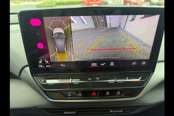 Volkswagen ID.4 Max 77 kWh, panoramadak, stoelverwarming, 360 camera, adaptief cruise,warmtepomp, 1 e eigenaar, NL auto met nap
