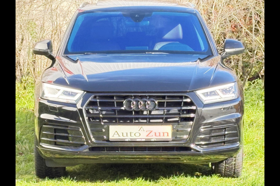 Audi Q5 2.0 TFSI quattro Sport S Line Black Edition/Pano/Leer/Navi/252pk