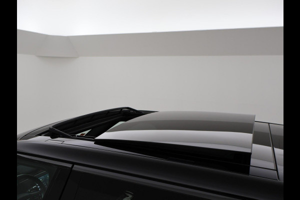 Land Rover Range Rover 3.0 D300 HSE MHEV *BTW* SHADOW PACK + MASSAGE | HEAD-UP | SFEERVERL. | KOELBOX | TREKHAAK