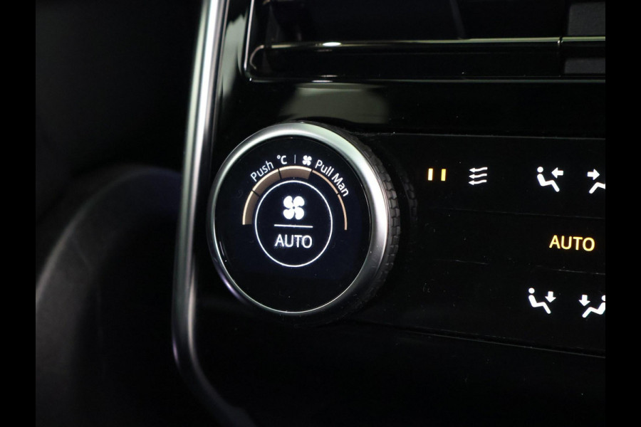 Land Rover Range Rover 3.0 D300 HSE MHEV *BTW* SHADOW PACK + MASSAGE | HEAD-UP | SFEERVERL. | KOELBOX | TREKHAAK