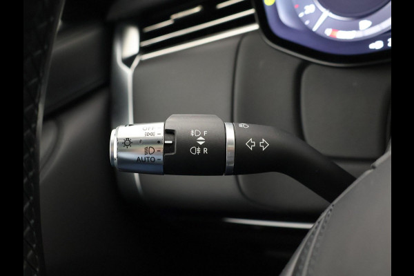 Land Rover Range Rover 3.0 D300 HSE MHEV *BTW* SHADOW PACK + MASSAGE | HEAD-UP | SFEERVERL. | KOELBOX | TREKHAAK