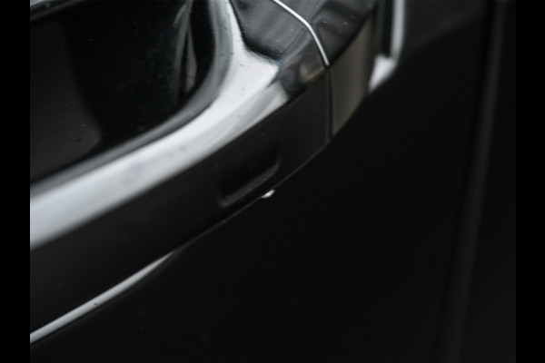 Audi Q5 2.0 TFSI e-hybrid quattro S edition Competition · S Seats · Panoramadak · Luchtvering · B&O Sound · Head-Up · Keyless · Ambiance