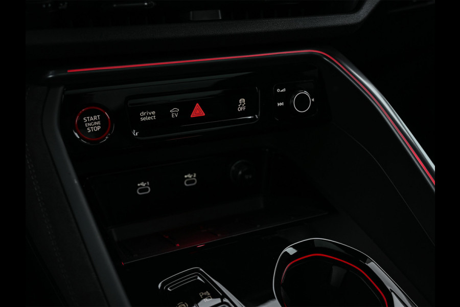 Audi Q5 2.0 TFSI e-hybrid quattro S edition Competition · S Seats · Panoramadak · Luchtvering · B&O Sound · Head-Up · Keyless · Ambiance