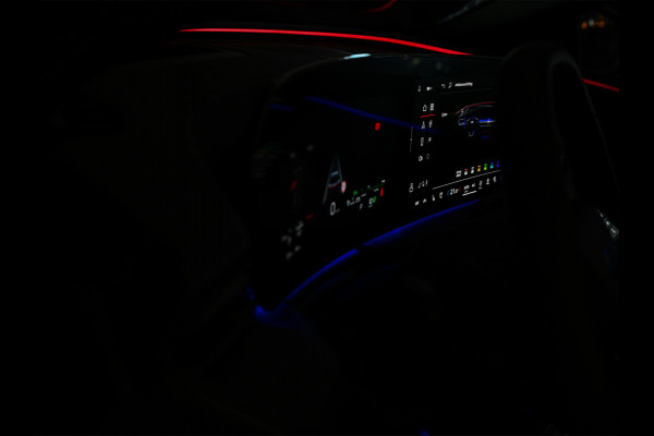 Audi Q5 2.0 TFSI e-hybrid quattro S edition Competition · S Seats · Panoramadak · Luchtvering · B&O Sound · Head-Up · Keyless · Ambiance