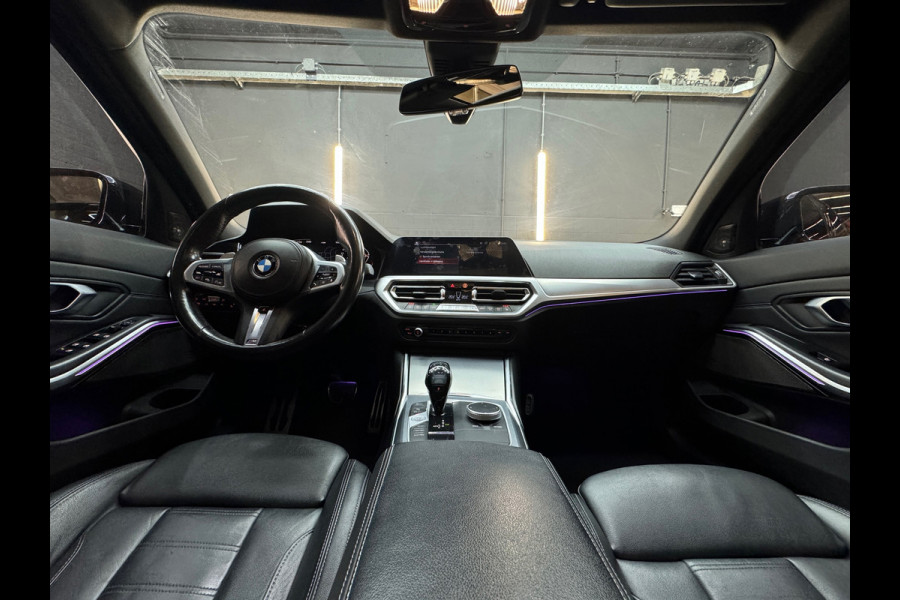 BMW 3 Serie 318i High Exec Pano|M Sport Keyles|Sfeer|H/K|NAP