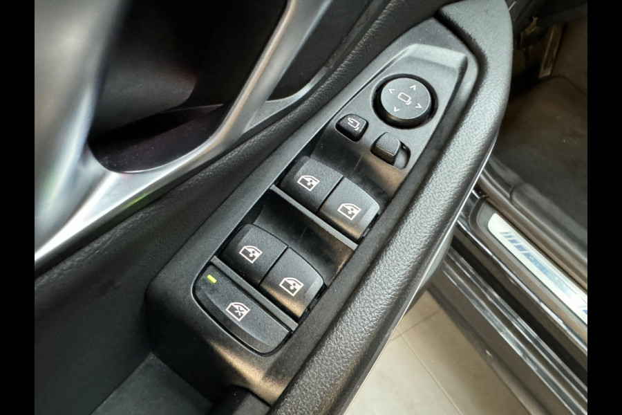 BMW 3 Serie 318i High Exec Pano|M Sport Keyles|Sfeer|H/K|NAP