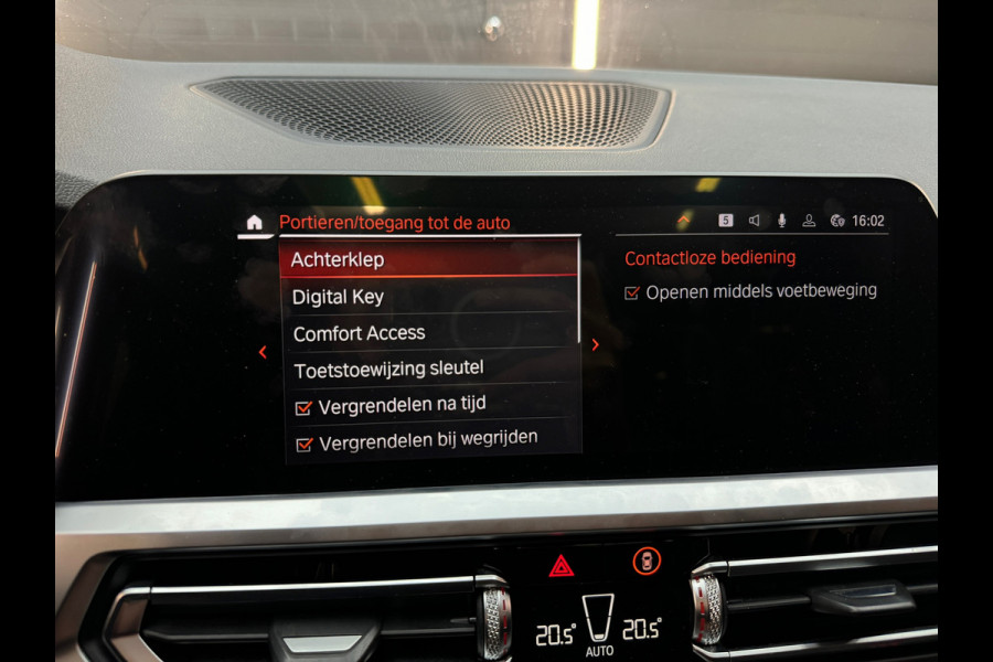 BMW 3 Serie 318i High Exec Pano|M Sport Keyles|Sfeer|H/K|NAP