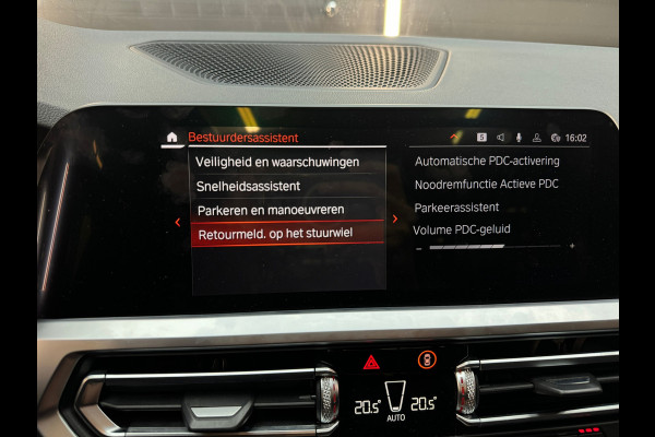 BMW 3 Serie 318i High Exec Pano|M Sport Keyles|Sfeer|H/K|NAP