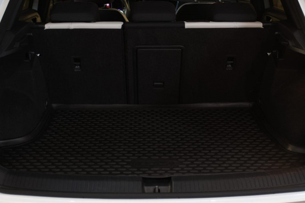 Volkswagen T-Roc 2.0 TSI 4Motion R-Line *Pano*Camera*Trekhaak*Virtual*DSG*