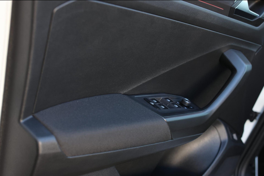 Volkswagen T-Roc 2.0 TSI 4Motion R-Line *Pano*Camera*Trekhaak*Virtual*DSG*