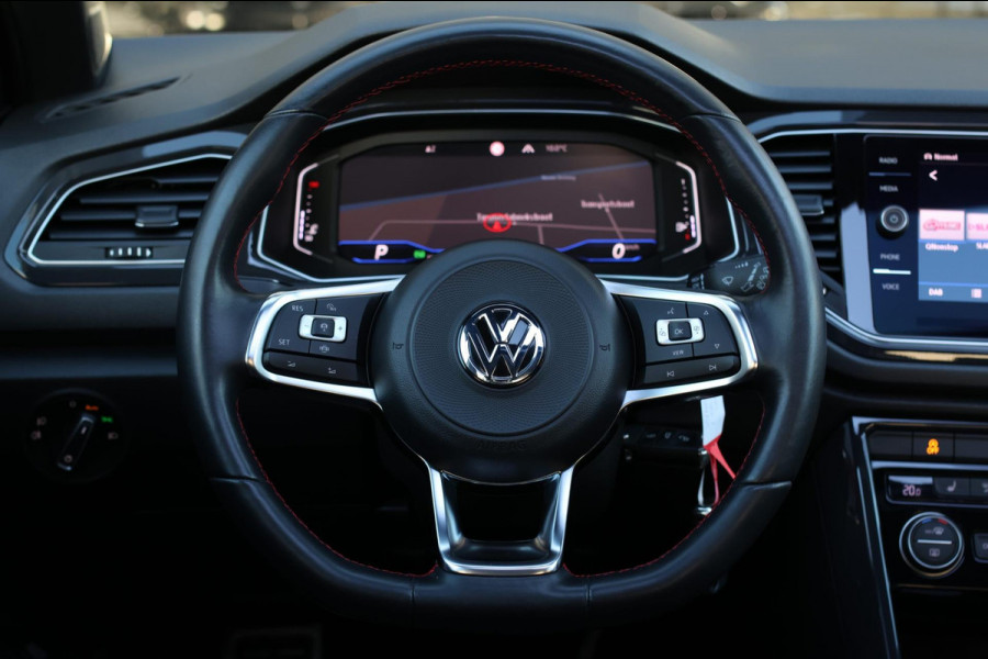 Volkswagen T-Roc 2.0 TSI 4Motion R-Line *Pano*Camera*Trekhaak*Virtual*DSG*