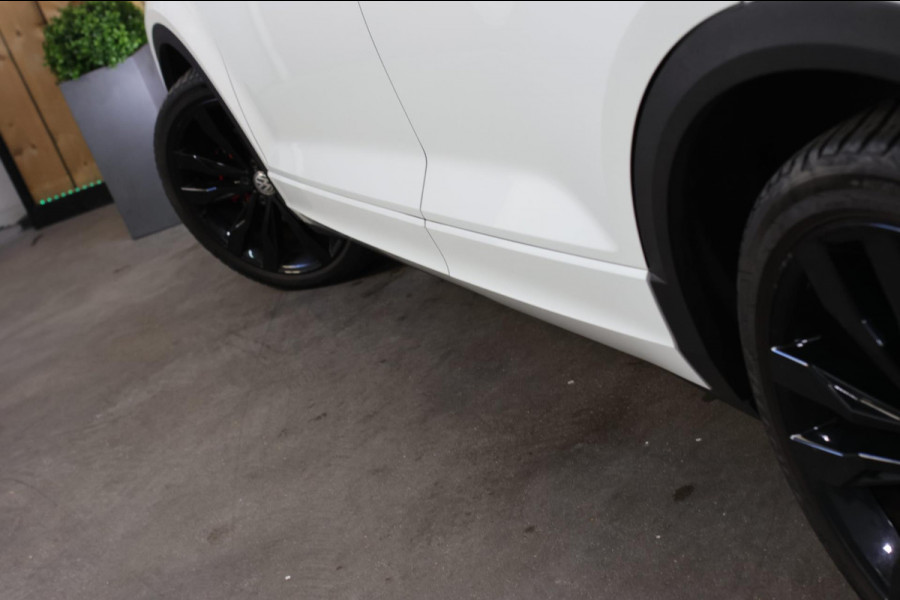 Volkswagen T-Roc 2.0 TSI 4Motion R-Line *Pano*Camera*Trekhaak*Virtual*DSG*