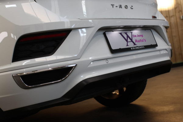 Volkswagen T-Roc 2.0 TSI 4Motion R-Line *Pano*Camera*Trekhaak*Virtual*DSG*