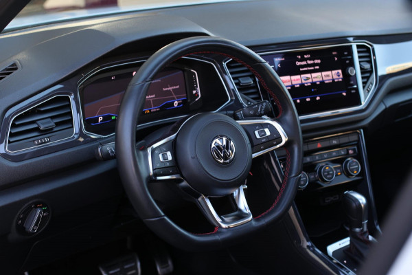 Volkswagen T-Roc 2.0 TSI 4Motion R-Line *Pano*Camera*Trekhaak*Virtual*DSG*