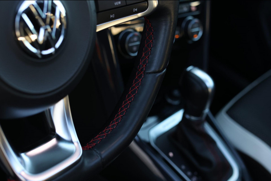 Volkswagen T-Roc 2.0 TSI 4Motion R-Line *Pano*Camera*Trekhaak*Virtual*DSG*