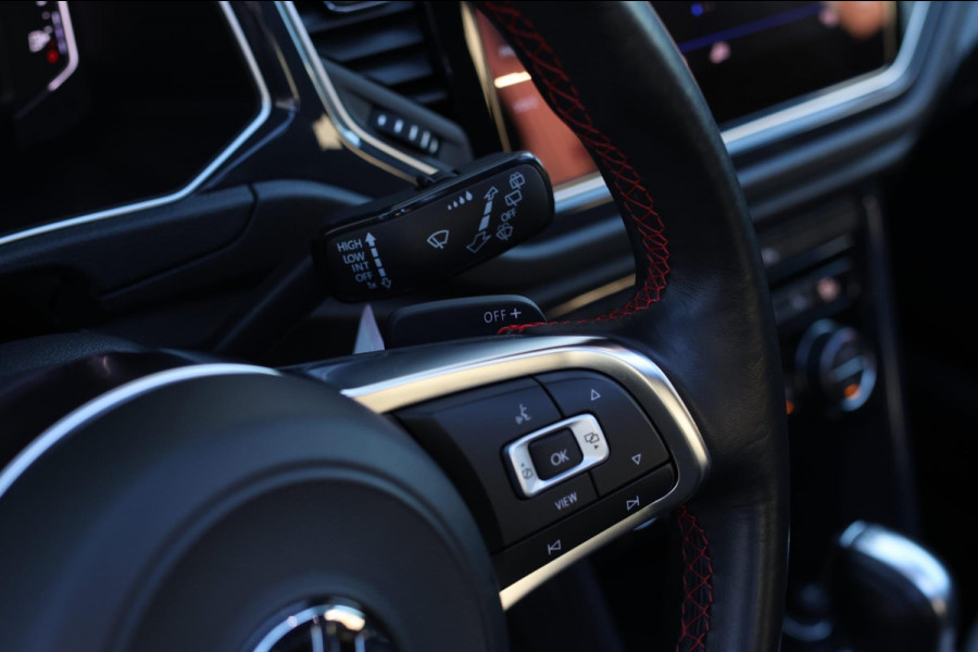 Volkswagen T-Roc 2.0 TSI 4Motion R-Line *Pano*Camera*Trekhaak*Virtual*DSG*