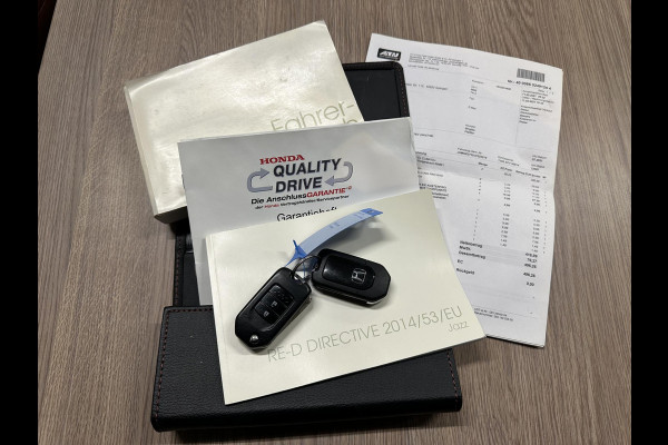 Honda Jazz 1.3 i-VTEC Trend Cruise|Stoelverwarming|Trekhaak|Allseason