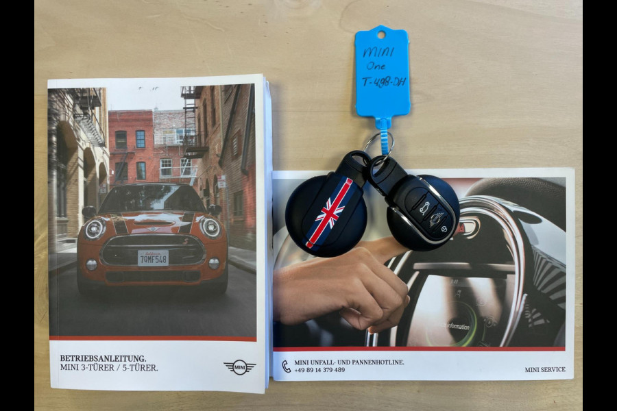 MINI Mini 1.5 One Chili|BLACK EDITION|UNIEKE KMS|17'' LMV|1/2 LEDER|CRUISE, CLIMATE CONTROL|STOELVERW.|START/STOP|PDC V+A|