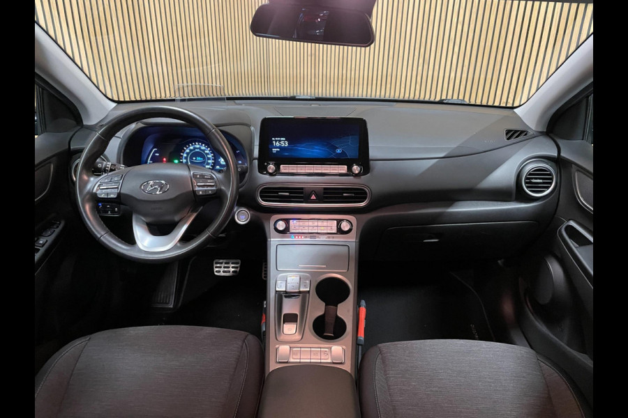 Hyundai Kona EV Fashion 64 kWh|100% SOH|FACELIFT|3-FASE|ACC|NAVI|CAMERA|CARPLAY|NAVI|NL- AUTO|NAP|INCL. BTW|1e EIG.|